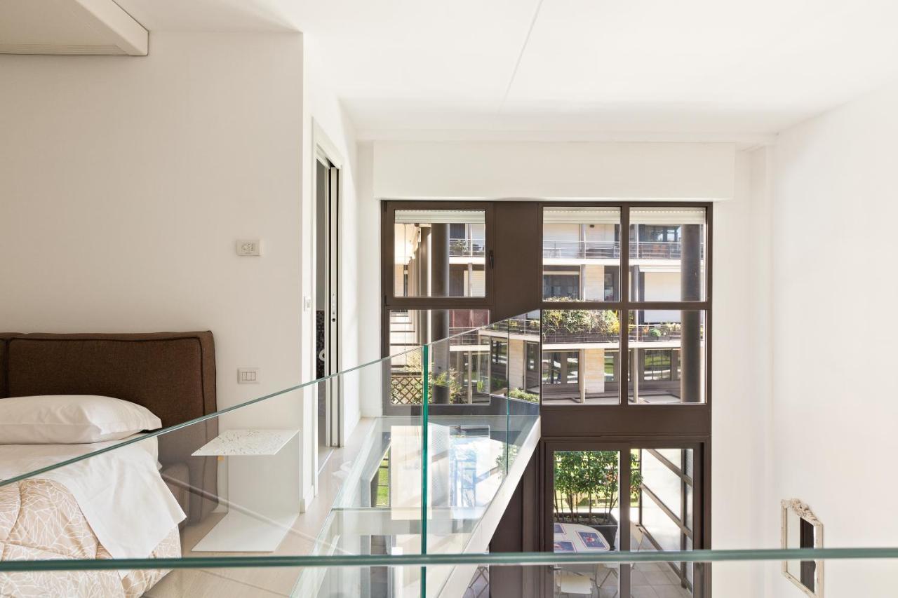 Elegant Loft With Balcony! Apartment Milan Exterior photo